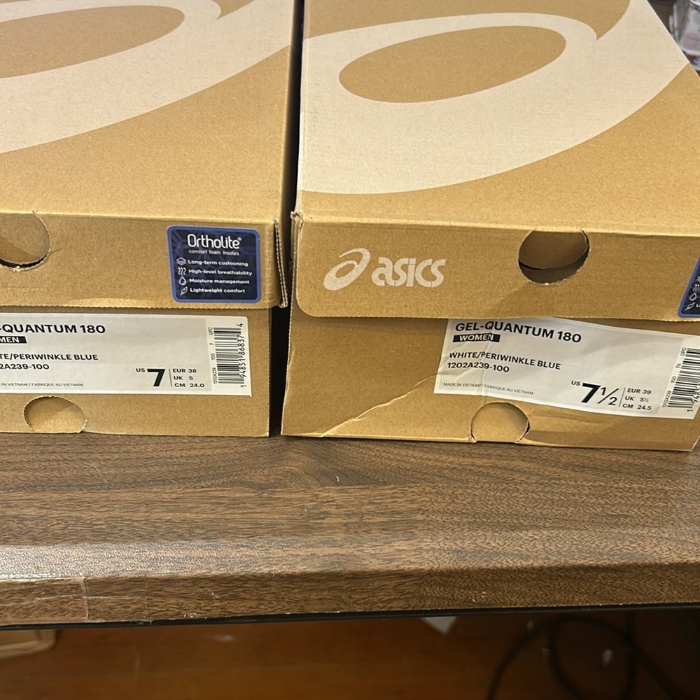 Asics Women's GEL-Quantum 180 - Picture 3 of 5